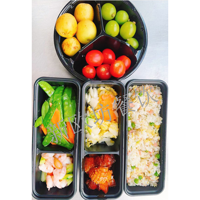 日式套餐-兩大葷兩素菜一炒飯一水果拼盤(pán)一湯