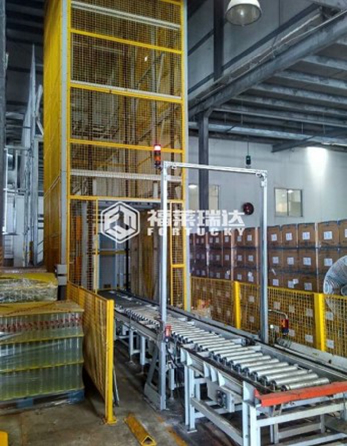 李锦记-空瓶垛输送提升机、输送线项目