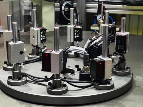 激光測距傳感器在軸承安裝到位檢測中的應用