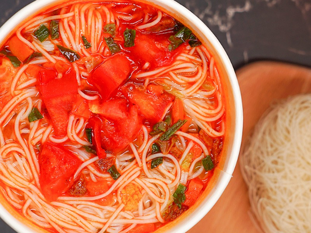 上海哪里有健康米線品牌營養(yǎng)價值 服務為先 萬小米供應