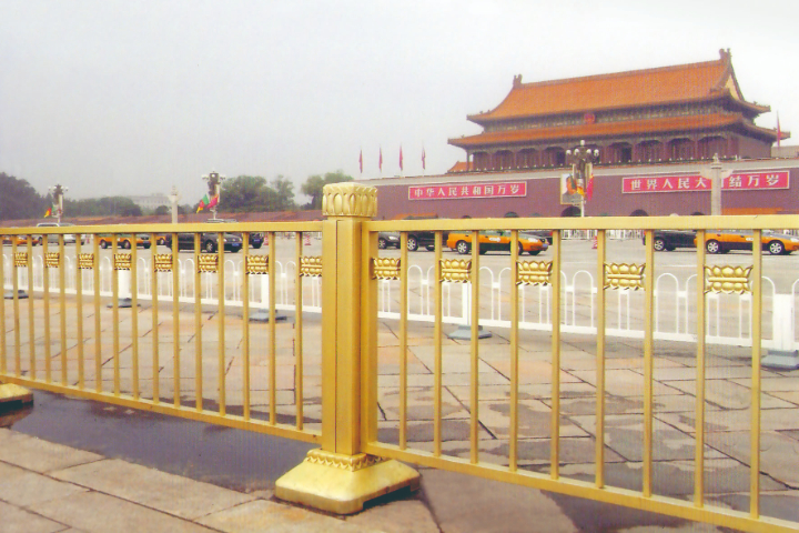廣東變道護(hù)欄價(jià)格 歡迎來(lái)電 江蘇愛(ài)可青交通科技供應(yīng)