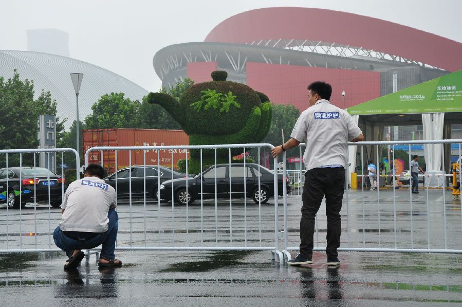 南京青奧會(huì)指定護(hù)欄