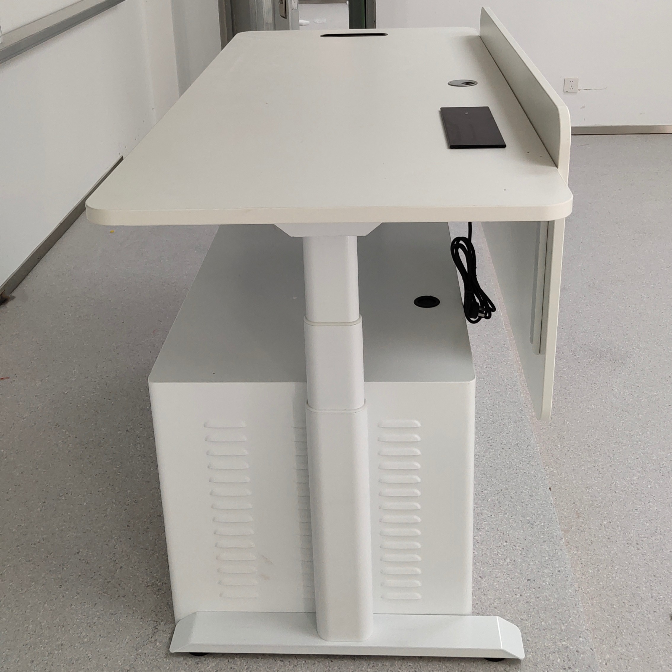 智慧教室多媒體講臺新項目