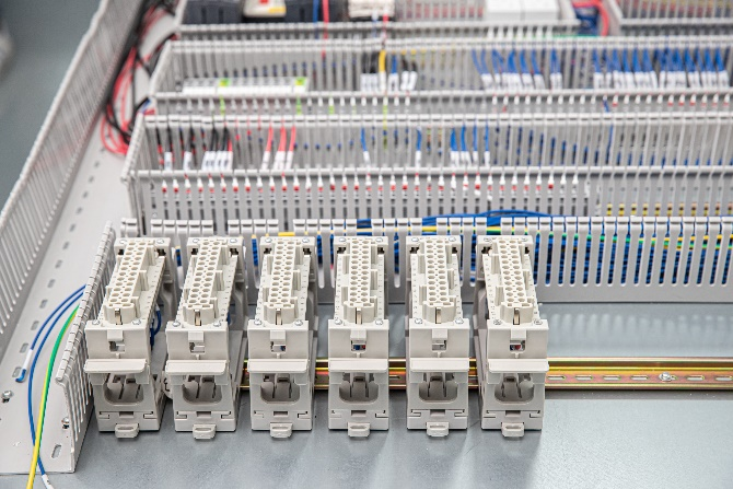 山東工業(yè)電氣控制柜哪家好 上海倍伺特自動(dòng)控制設(shè)備供應(yīng)