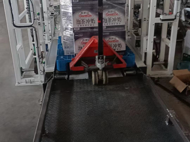 中國臺灣包膠輥筒輸送線生產(chǎn)廠家 無錫市藍得精密機械供應