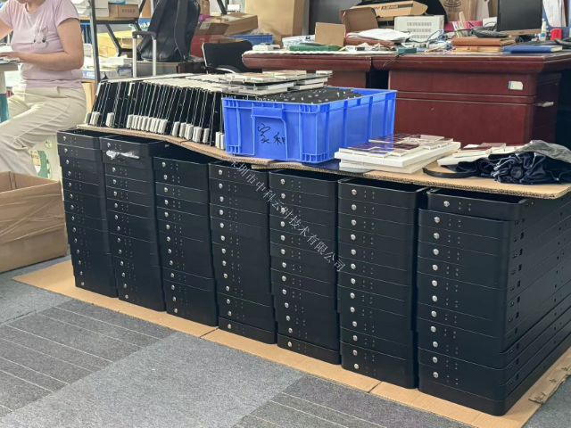 多路輸出衛星同步時鐘協議