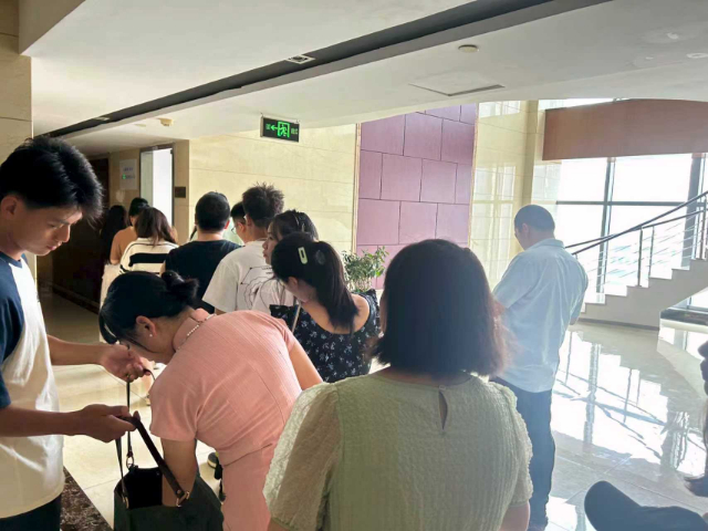 成都申論考公報(bào)名,考公