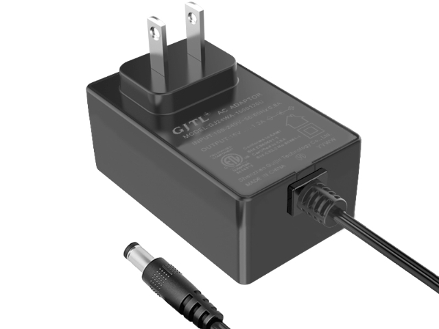 出口歐洲240W適配器供應商