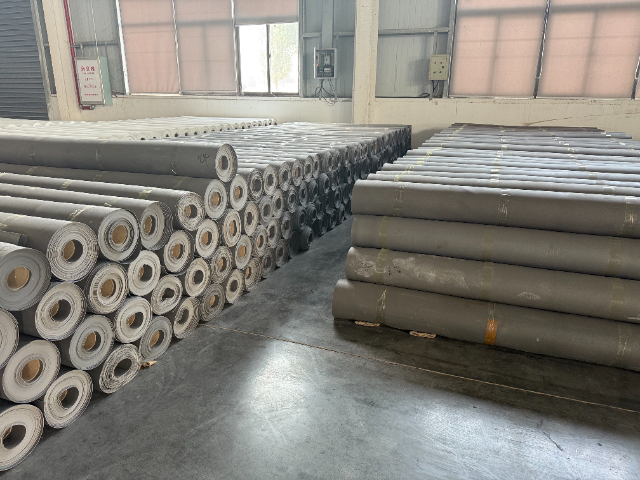 武漢CPE防水卷材鋪設要求 武漢市恒星防水材料供應