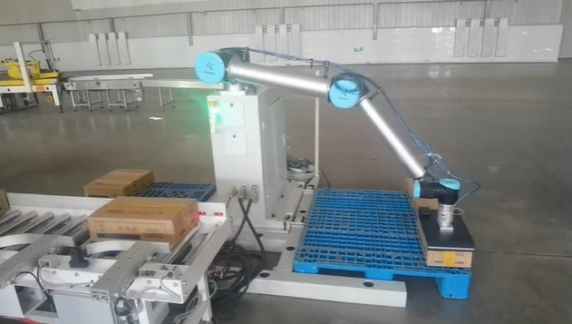 码垛机器人实机拍摄