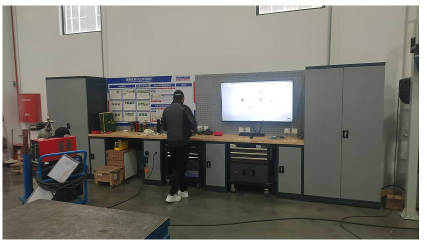 上海車間多功能組合工具柜生產(chǎn)廠家 上海巖本工業(yè)設(shè)備制造供應(yīng)