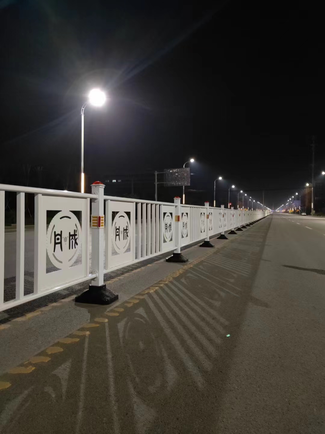 花式道路護(hù)欄