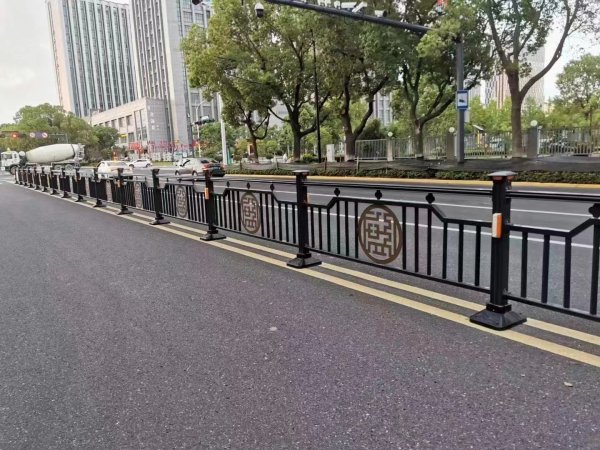 花式道路護(hù)欄