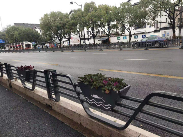 安慶附近哪里有花箱護欄檢測