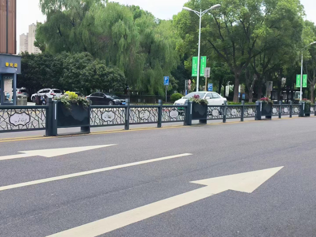 濟寧國內(nèi)花箱護欄量大從優(yōu)