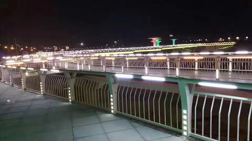 南京國內(nèi)道路護(hù)欄生產(chǎn)企業(yè)