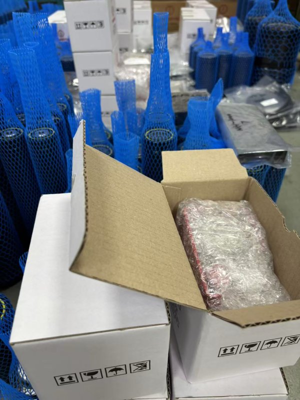 昆山三慮五金機(jī)械有限公司韓國主機(jī)廠客戶氮?dú)鈴椈晒苈妨啄＞叩截浗回浛蛻? title=