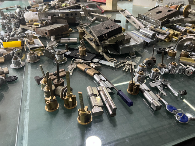 重庆修锁开锁技术培训班 推荐咨询  成都市三心锁具供应