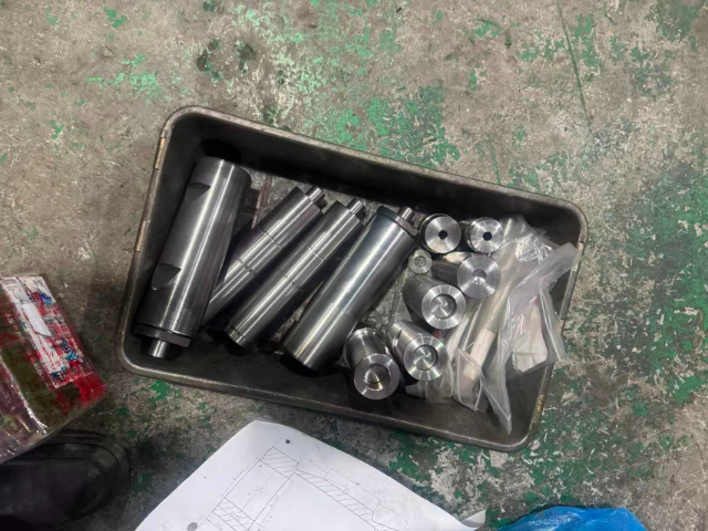 邢臺多工位螺絲模具技術參數