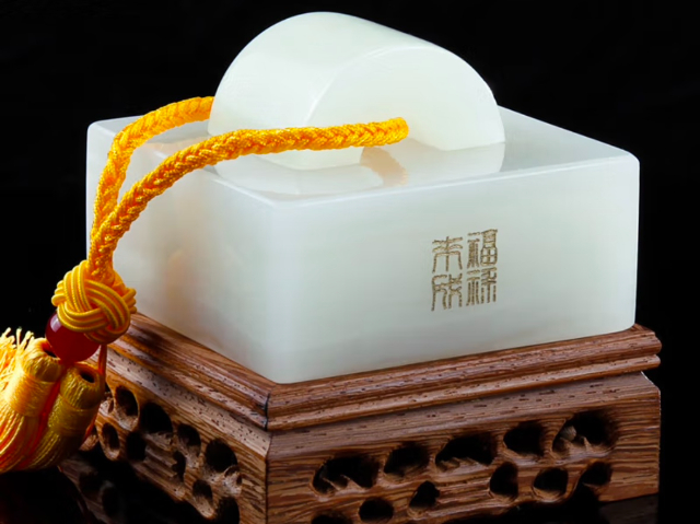 山西桌面玉石擺件規(guī)格,桌面玉石擺件