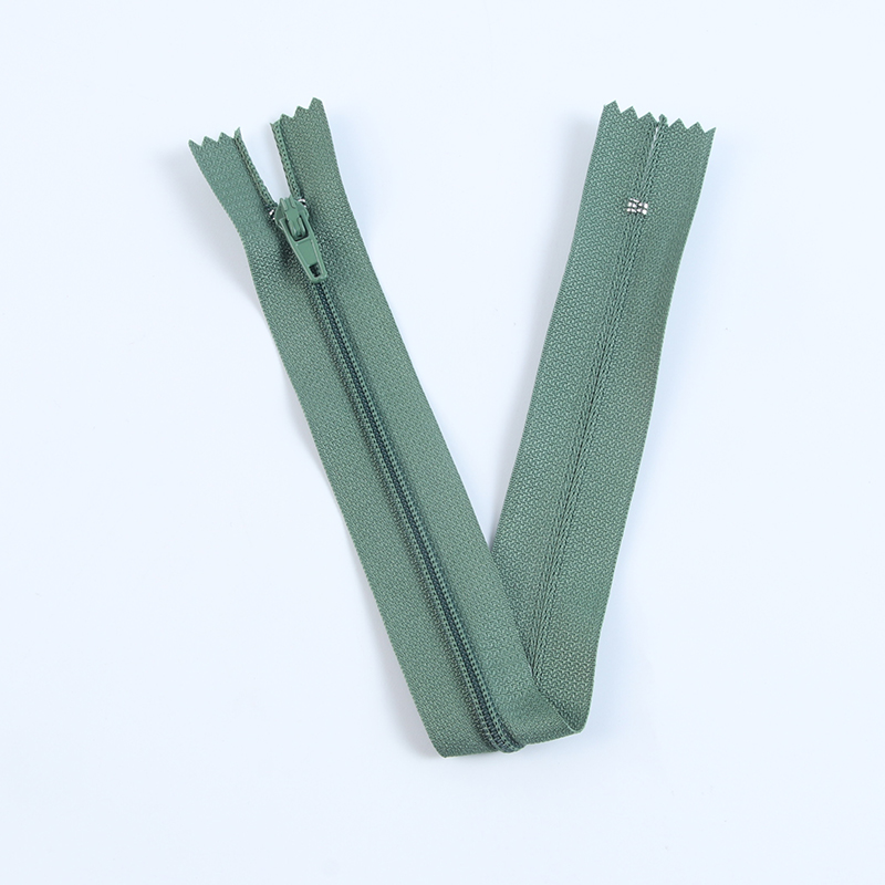 camouflage waterproof nylon zipper