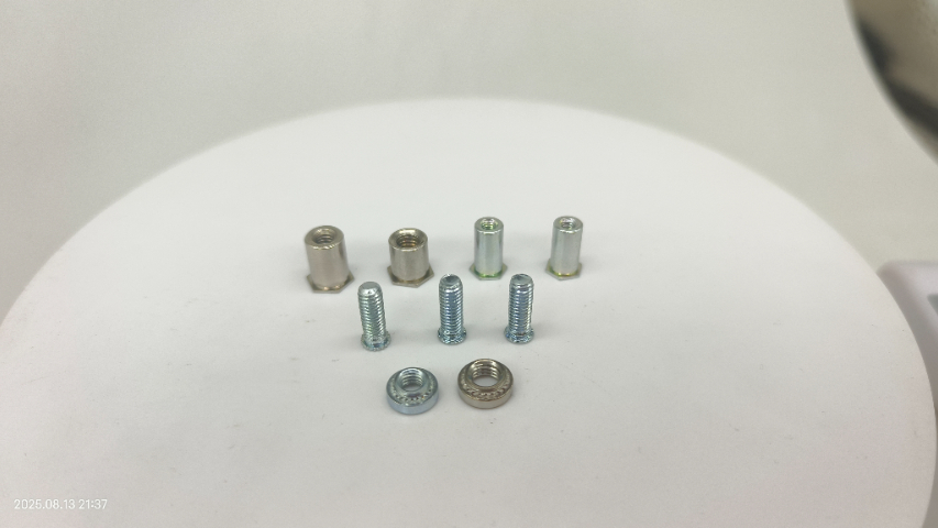 蘇州螺母壓鉚件采購 千璽工業(yè)（杭州）供應(yīng)