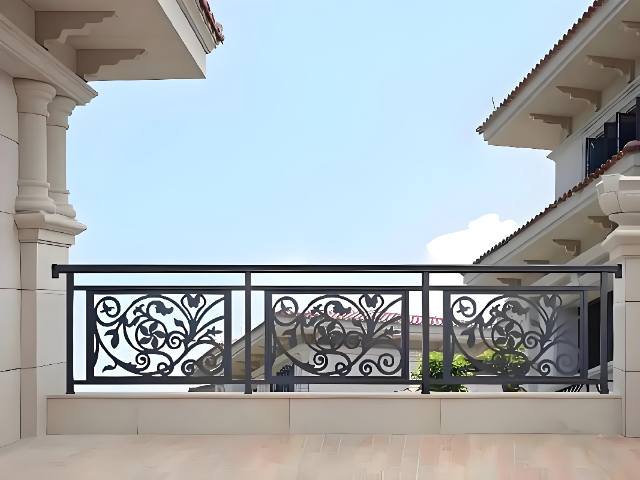 貴州道路護(hù)欄市政護(hù)欄 推薦咨詢 四川省和美勝建設(shè)工程供應(yīng)