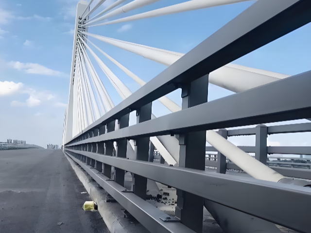 市政道路護(hù)欄焊接工藝 推薦咨詢 四川省和美勝建設(shè)工程供應(yīng)