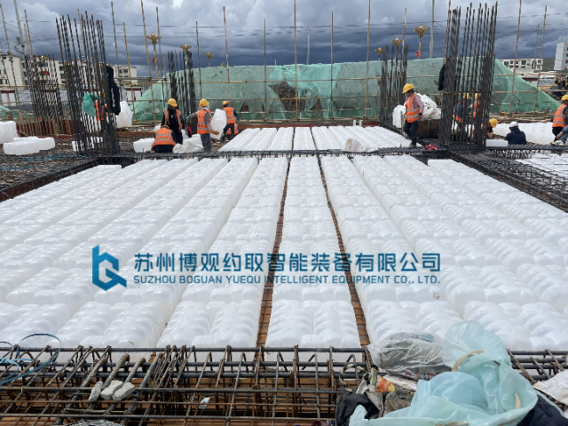 筒芯空心樓蓋和鋼筋桁架組合商場密肋
