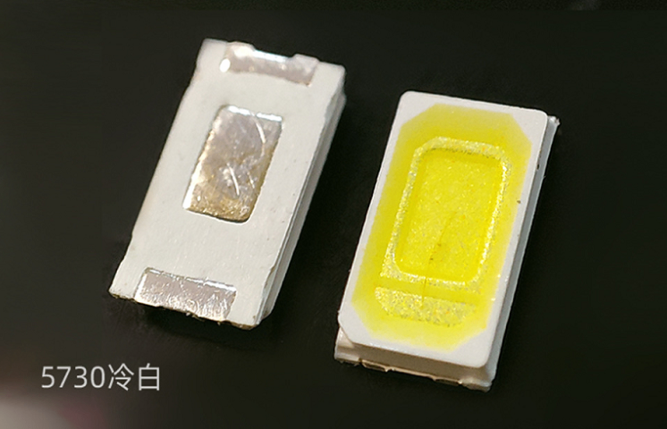珠海新款三安全光谱2835灯珠高亮灯珠发光效果好 服务至上 广州法华供应
