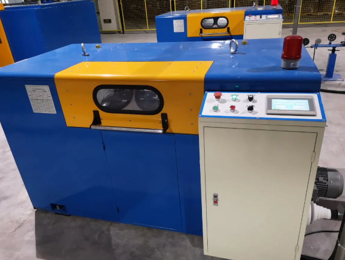 Copper twisting machine Copper twisting machine