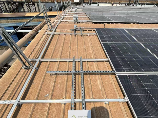 江蘇國產光伏清掃機器人價格咨詢 歡迎咨詢 南京索能多思智能科技供應