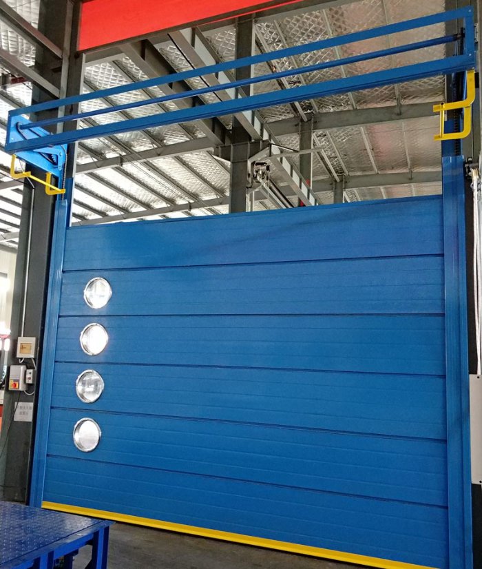 Custom Aluminum Stacking Doors
