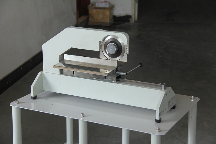 東莞銑刀式分板機定制 東莞市鼎合鑫電子科技供應(yīng)