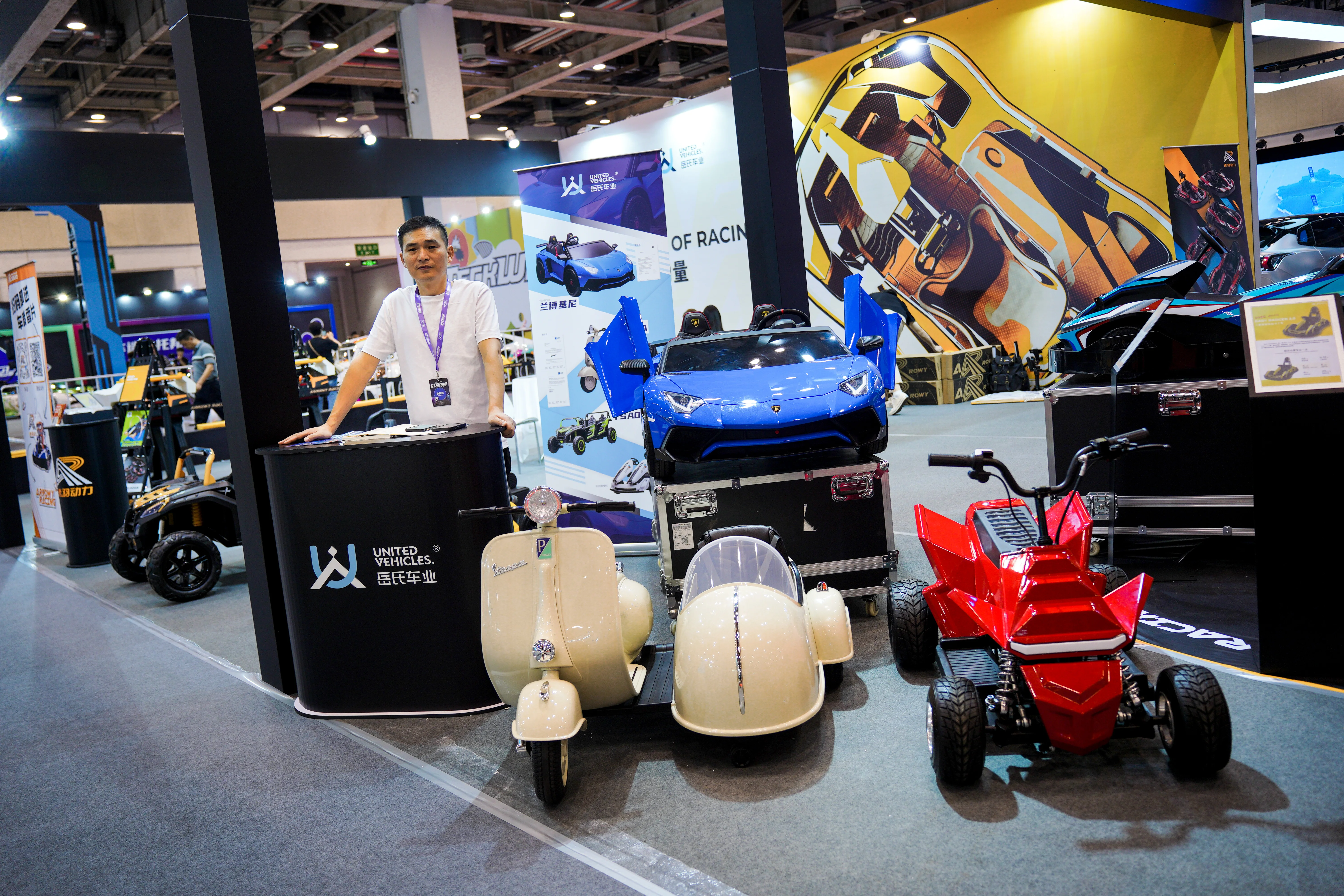 岳氏車(chē)業(yè)童車(chē)參展_蘇州gtshow改裝車(chē)展