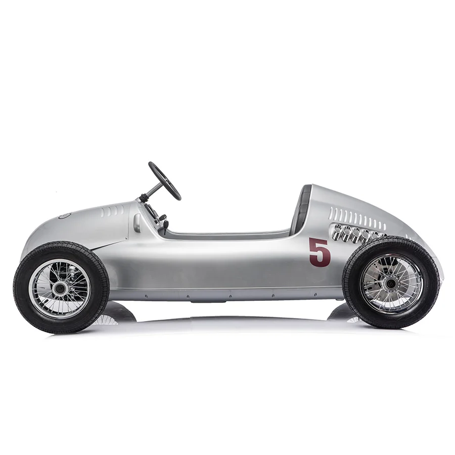 岳氏車業(yè)新品推出YSA900奧迪授權(quán)~單座兒童電動車銀艦賽車