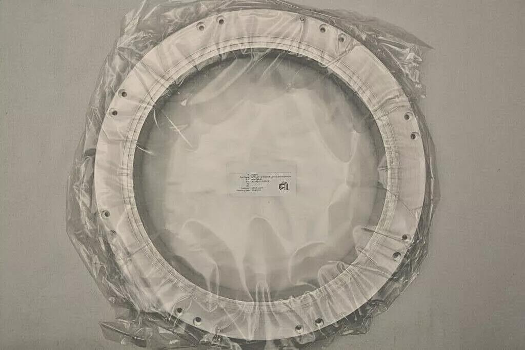 APPLIED MATERIALS AMAT 0041-38996 Rev 02 Chamber Lid to Showerhead