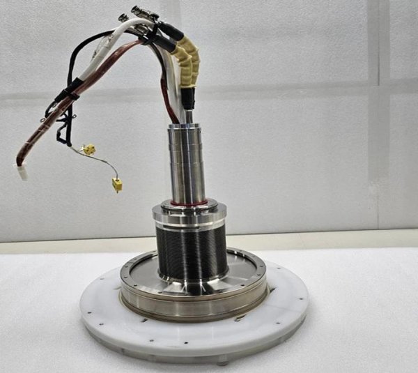 Applied Materials AMAT 0010-24456 LTE MCA ESC 300mm Heater Assy