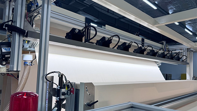 汽車安全帶在驗(yàn)布機(jī)上用的面料瑕疵檢測(cè)系統(tǒng) 上海盎谷科技供應(yīng)