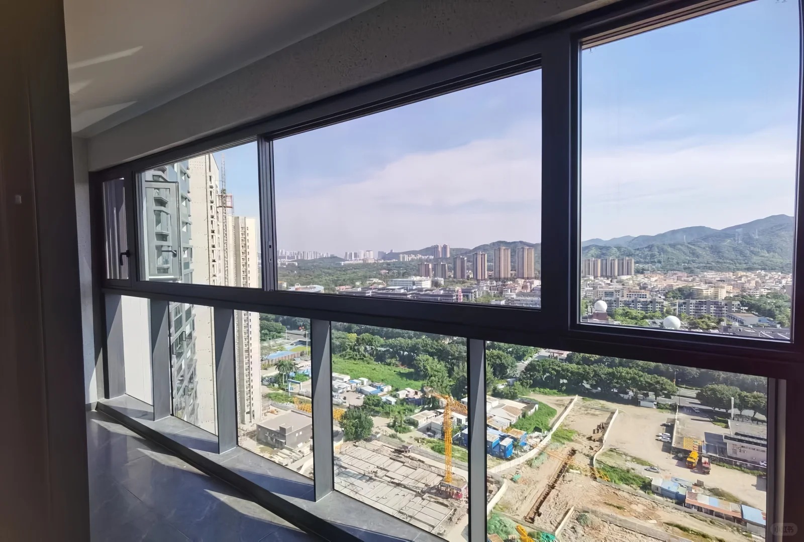 Aluminum Sliding Window with Removable Mosquito Screen Net