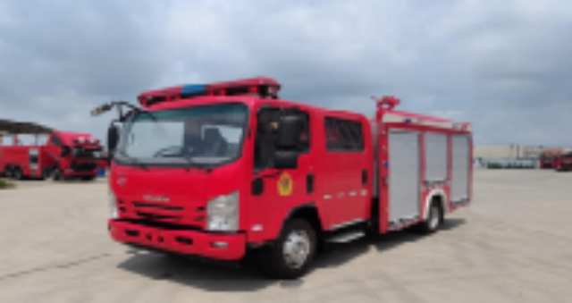 宜賓器材消防車,廣東飛馳特種汽車制造有限公司 和諧共贏 言成裝備供應