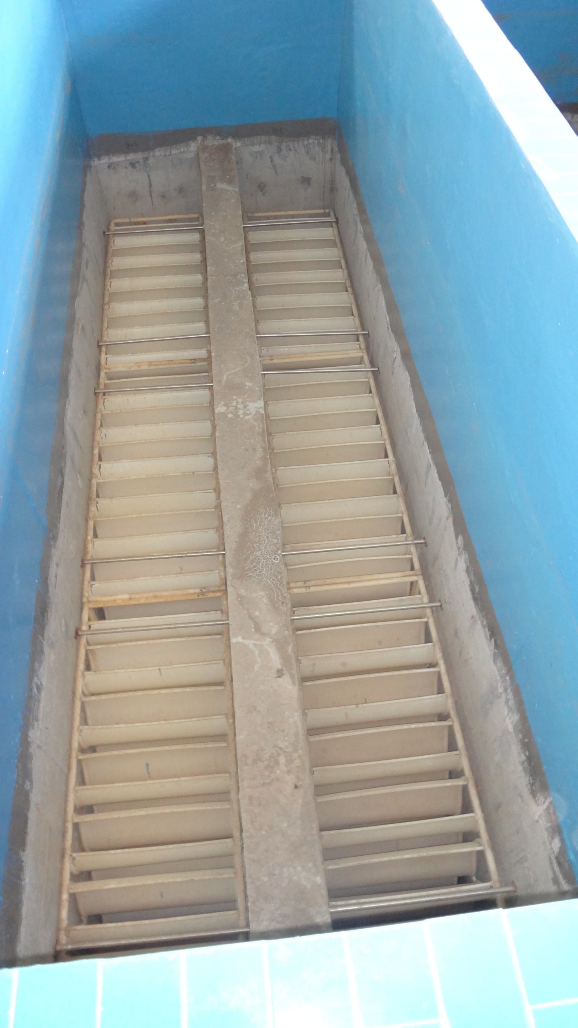 框架式波形板絮凝器