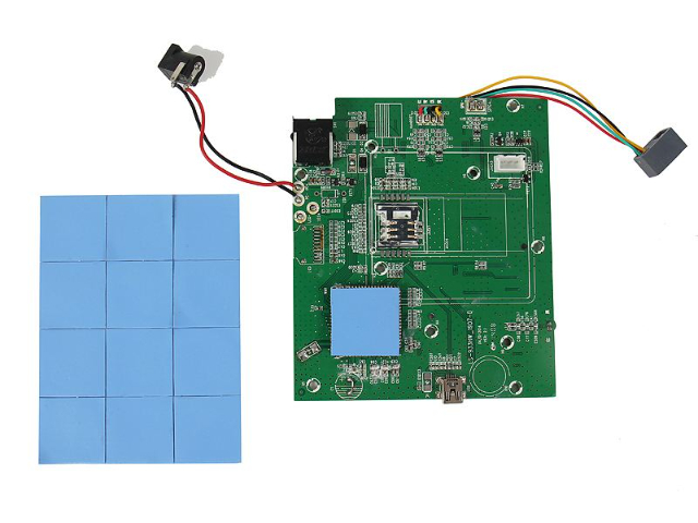 山西國內(nèi)導(dǎo)熱硅膠片供應(yīng)商家 東莞市華諾絕緣材料科技供應(yīng)