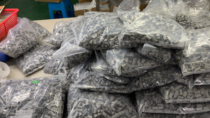 四川國(guó)產(chǎn)矽膠套管按需定制 東莞市華諾絕緣材料科技供應(yīng)