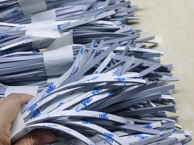 湖北液態(tài)硅膠泡棉廠家現(xiàn)貨 東莞市華諾絕緣材料科技供應(yīng)