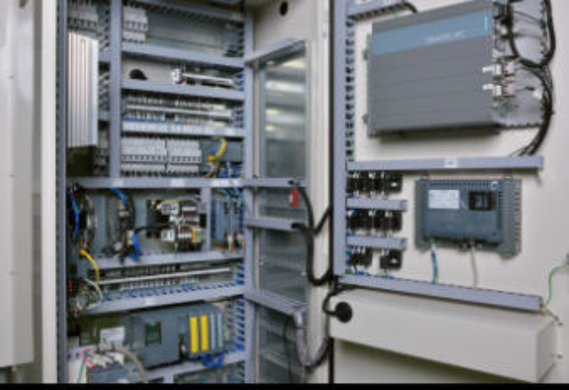 新野特殊電氣控制設(shè)備工廠(chǎng)直銷(xiāo),電氣控制設(shè)備
