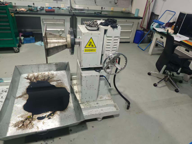 天津汽車發(fā)動(dòng)機(jī)電動(dòng)翻轉(zhuǎn)架設(shè)備價(jià)格 武漢量化機(jī)電制品供應(yīng);