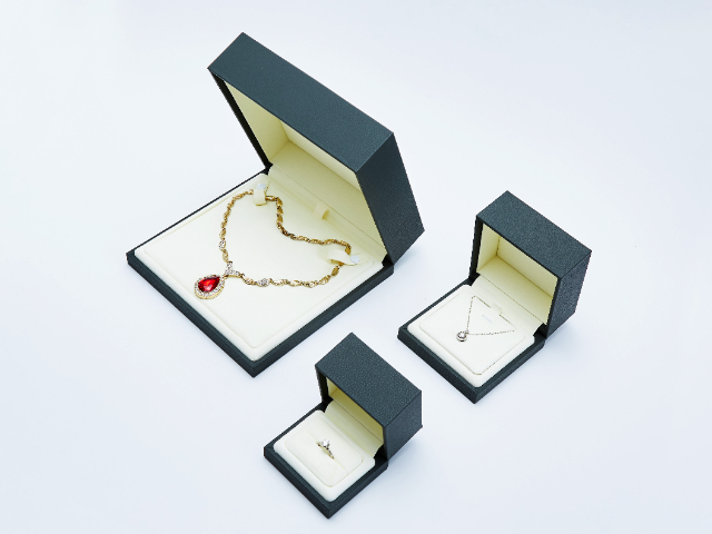 東莞婚慶首飾盒定制供應(yīng)商 和諧共贏 東莞市祺謙包裝材料供應(yīng)