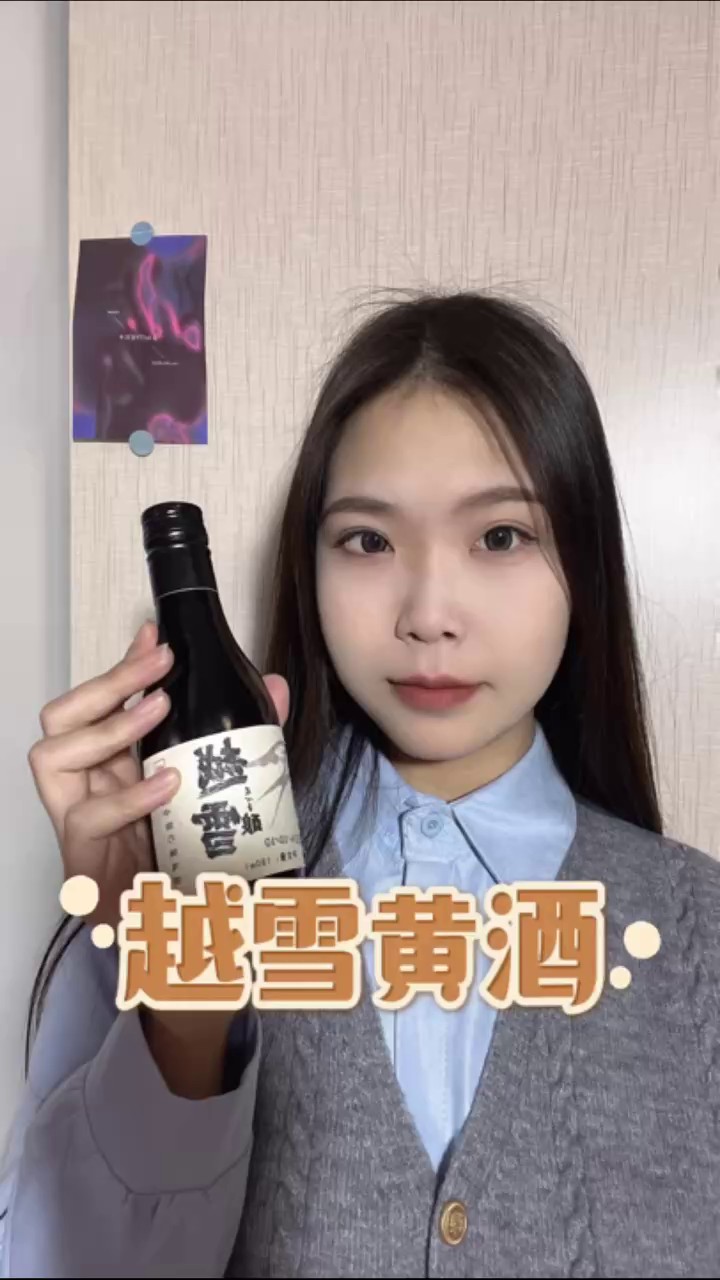 廣西哪個(gè)公司購買更正規(guī)送禮定制酒,送禮
