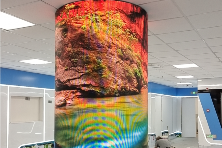 上海不規(guī)則表面安裝柔性LED顯示屏尺寸 來電咨詢 上海碩百光電供應